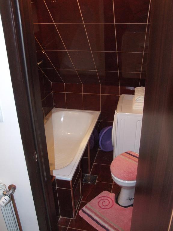 Apartments Durmitorska Vila Zabljak  Phòng bức ảnh